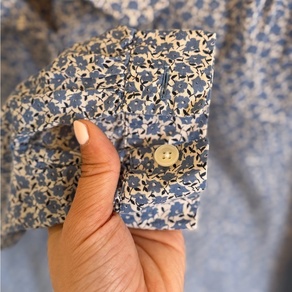 LOFT Floral Blue Patterned Button Down - Picture 5 of 6